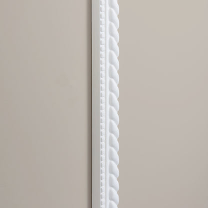 Detail van de Wallford Alora sierlijst